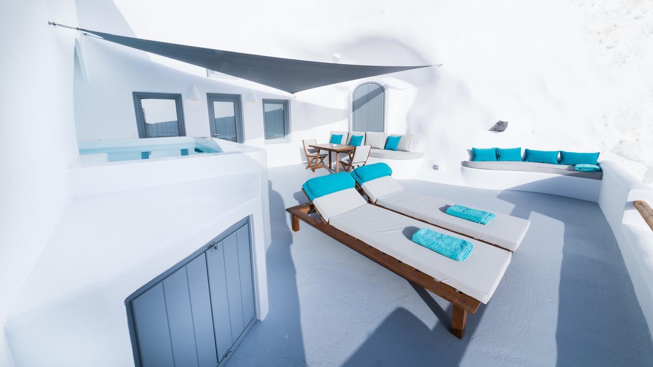 Suite Luna de Miel con piscina pequeña climatizada al aire libre con chorros
