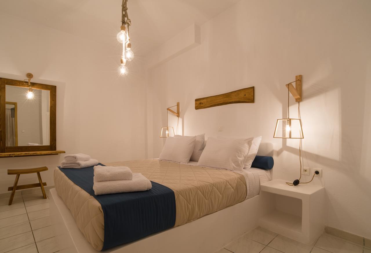 Deluxe Suite with Outdoor Hot Tub and Sea View