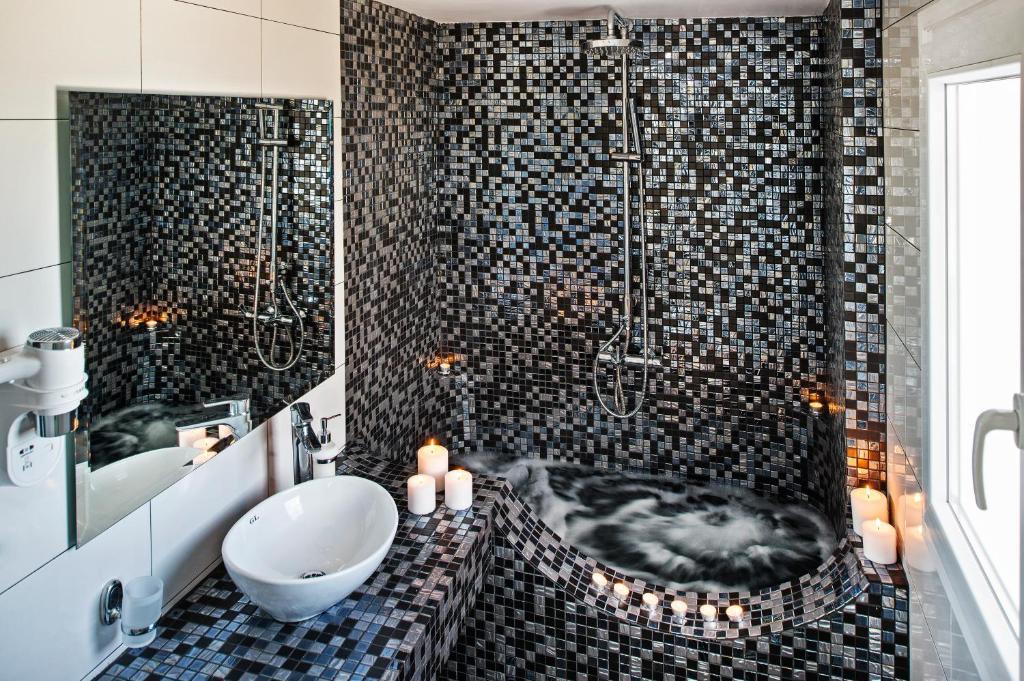 Suite Deluxe avec Jacuzzi Extérieur - Vue sur Mer