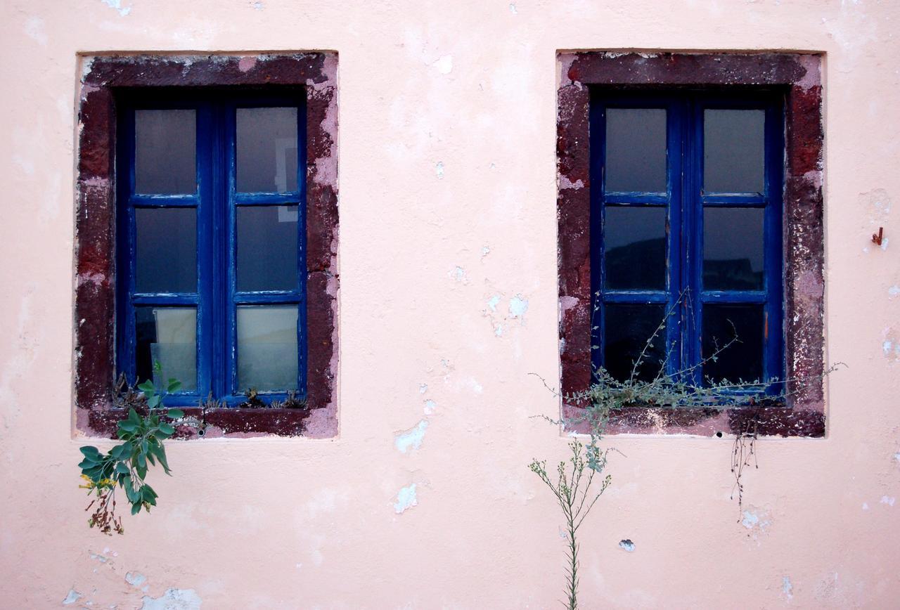 Traditional Apartment by Cocomat
