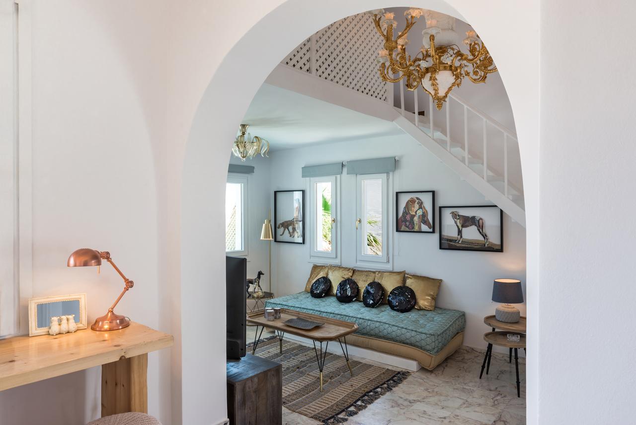 Gold Suite Private Hot Tub and Panoramic Caldera View,667701177:JPEG