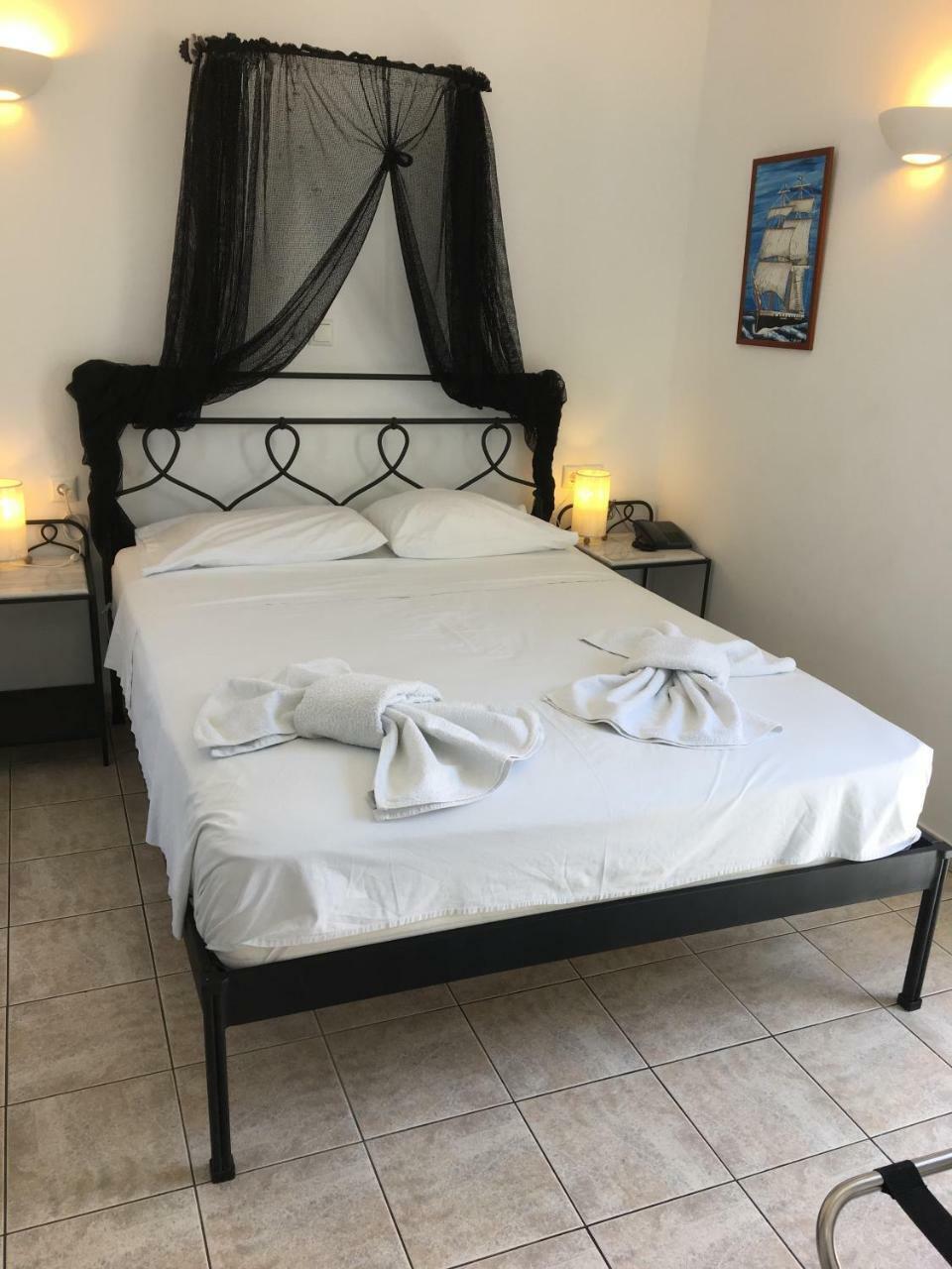 Economy Double Room Garden View