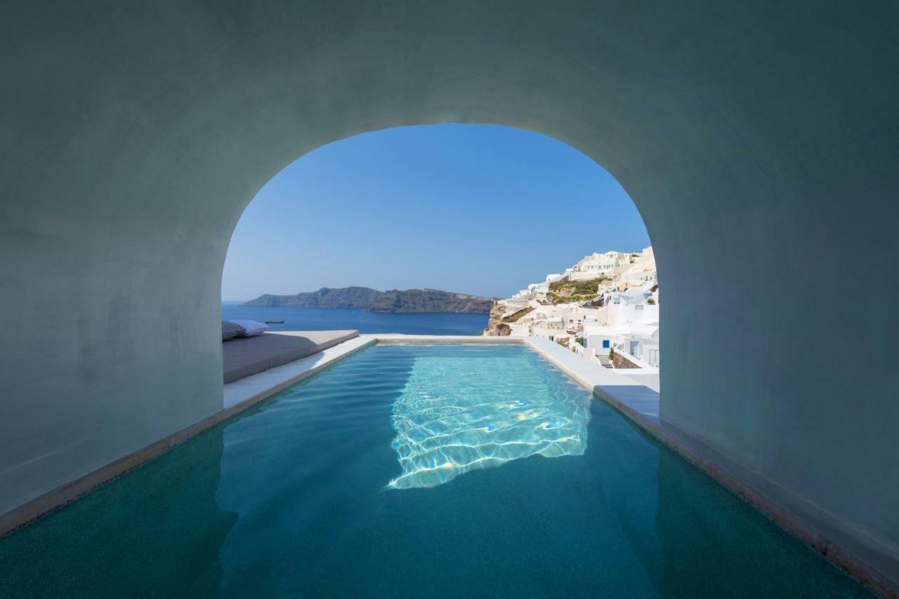 Suite Majestic avec Petite Piscine Extérieure Chauffée Privée - Vue sur Caldeira