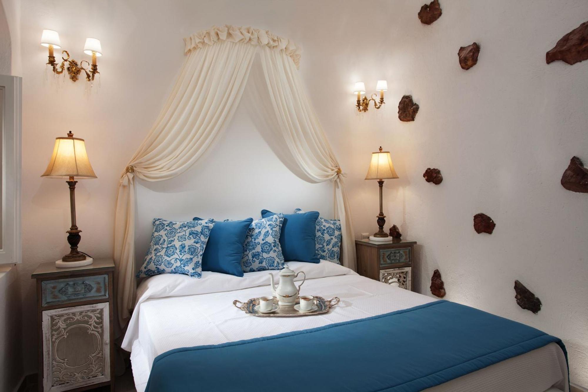 Gold Olive Luxury Cave House