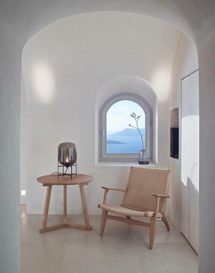 Aqua Suite Private Plunge Pool Caldera View