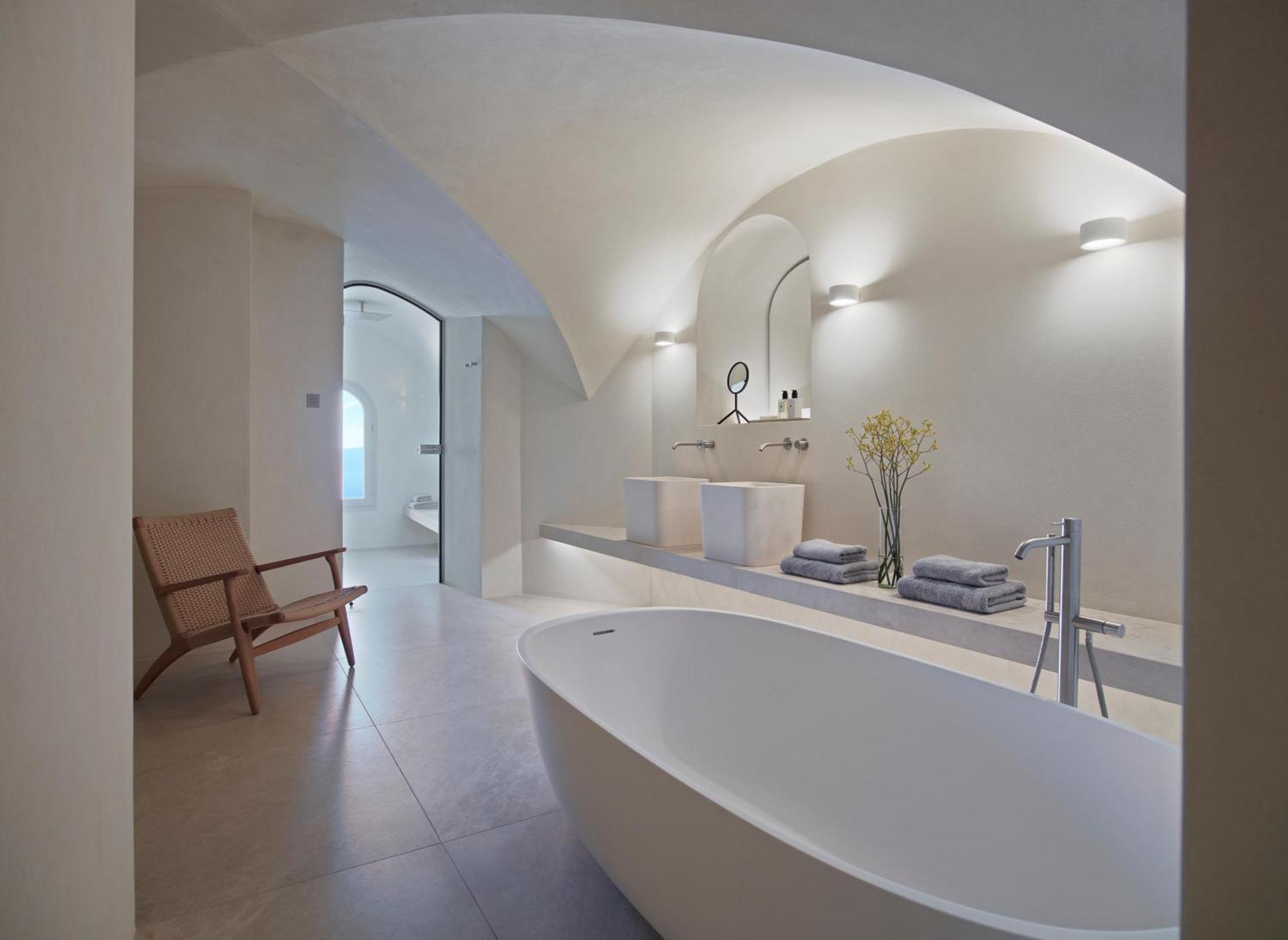 Aqua Suite Private Plunge Pool Caldera View