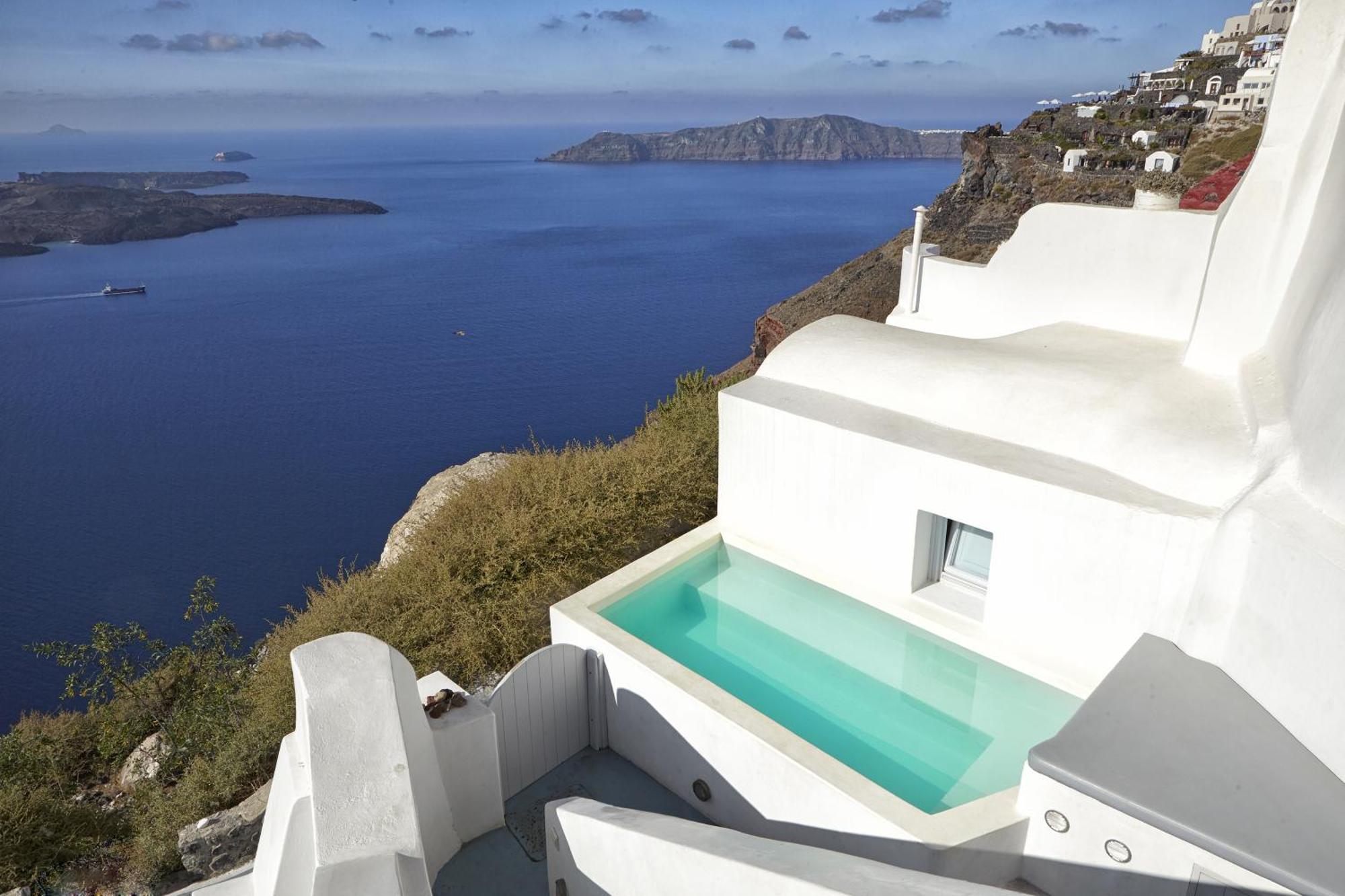 Three Bedroom Villa Caldera View Plunge Pool