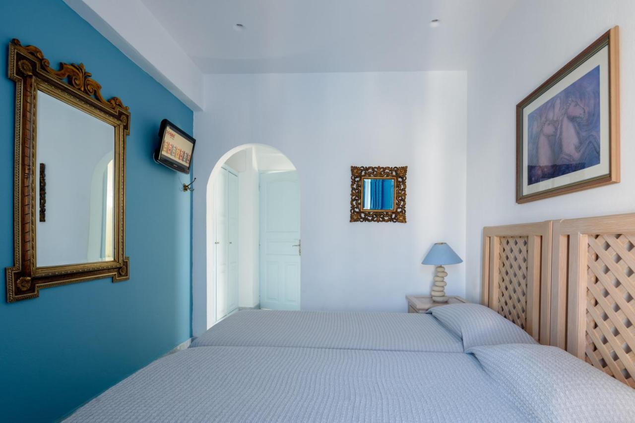Classic Double Room,945298741:JPEG