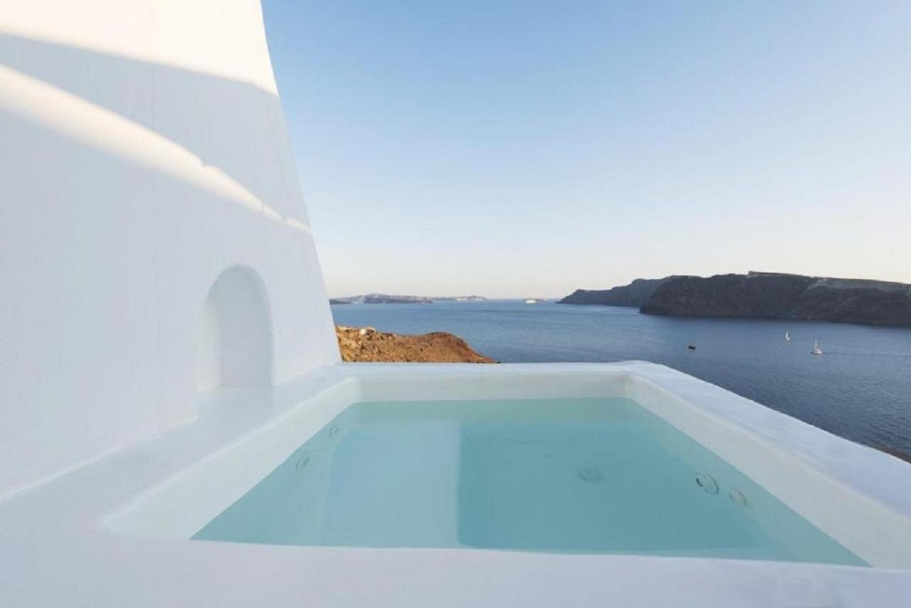 Suite Junior con piscina de hidromasaje y vistas al atardecer