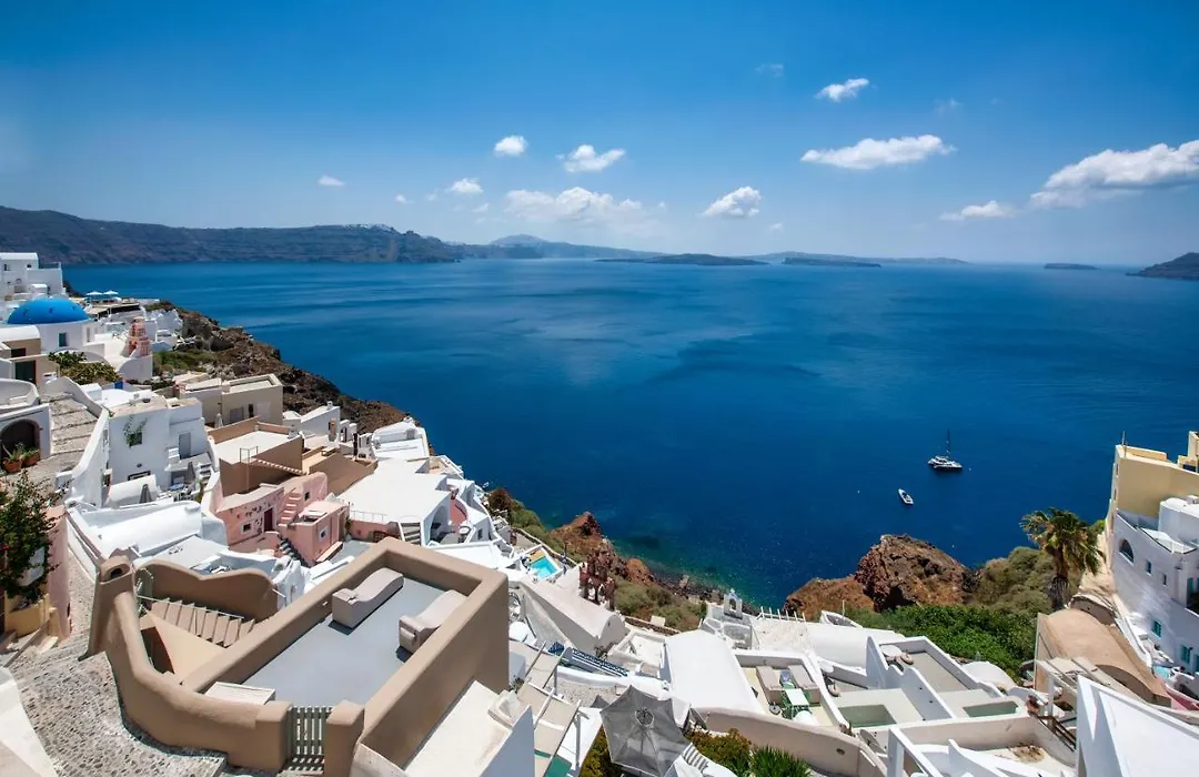 Kaleidoscope Oia Suites-1