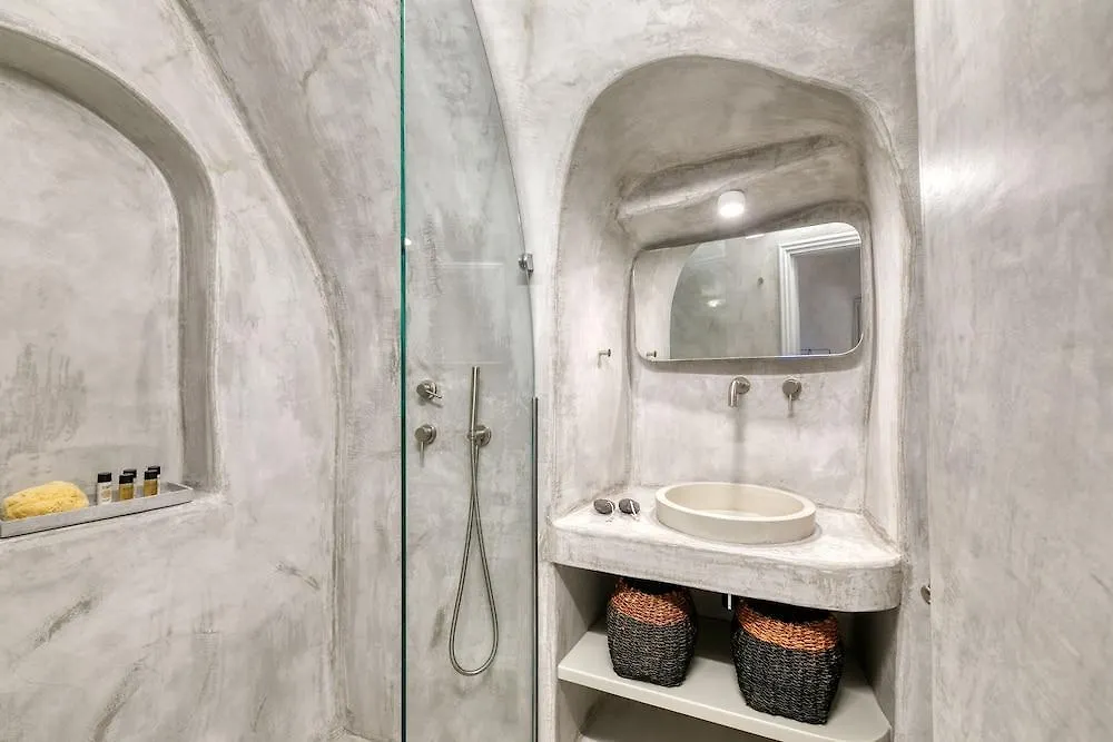 Marble Sun Villa By Caldera Houses-1