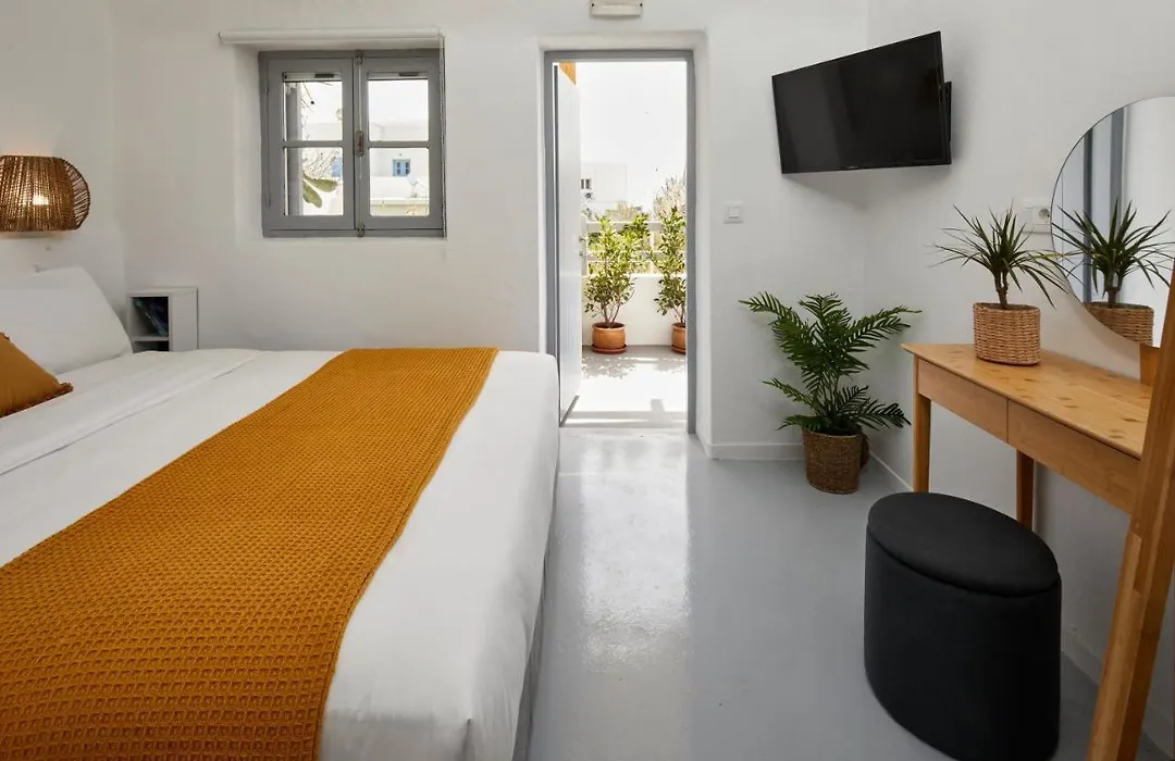 Lamina Guest House Perissa-1