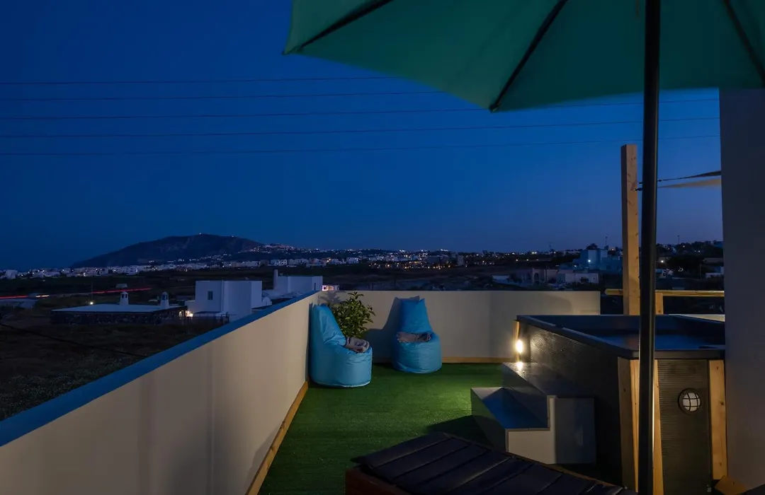 Paradise Casa Fira-1