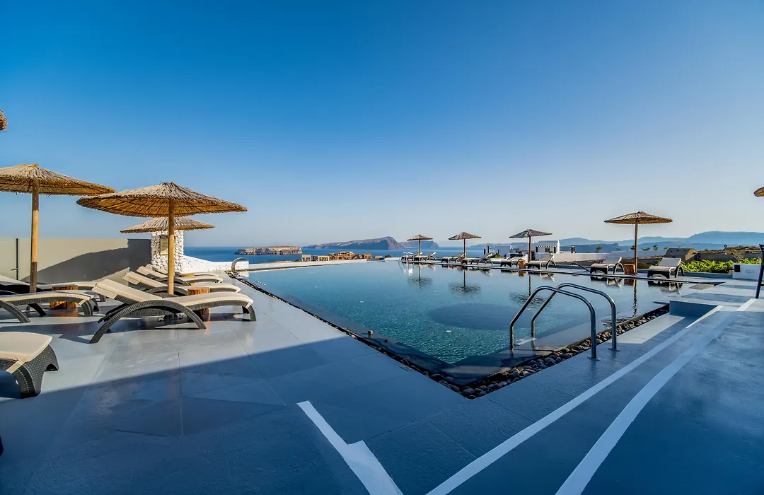 Serenita Luxury Suites-1