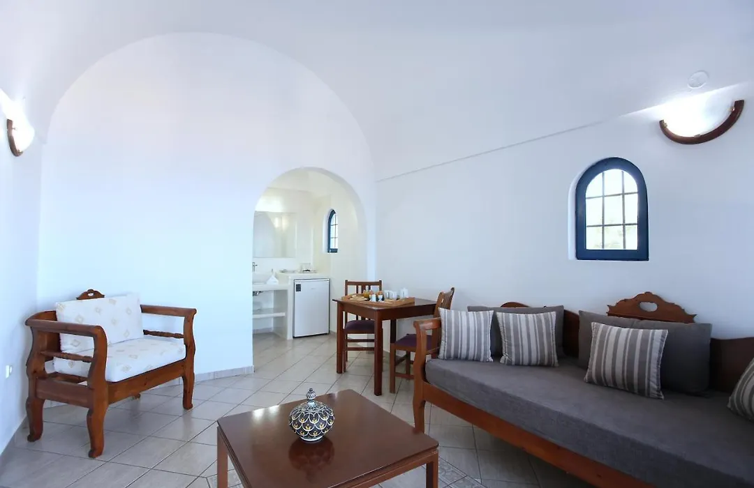 Pergeri Apartments-1