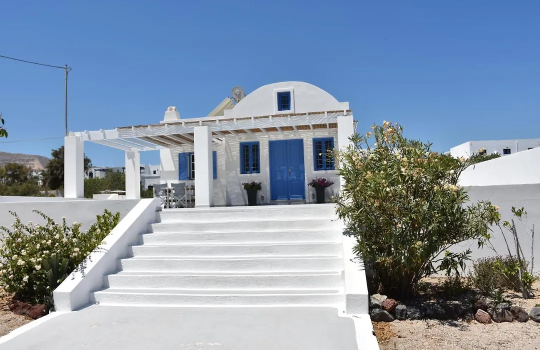 Spacious Veranda, House For 3, In The Village.-1
