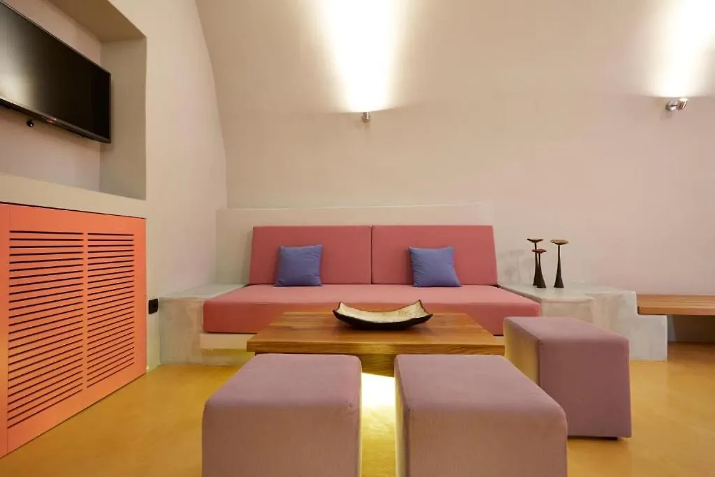 Royalty Suites Santorini-1