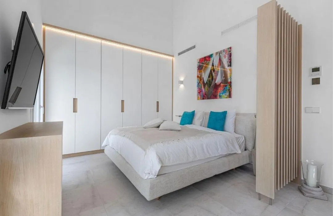 Kamari Holiday Renovated Villa-1