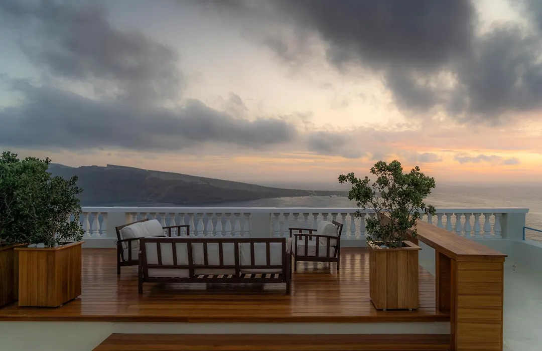Oia Mansion-1