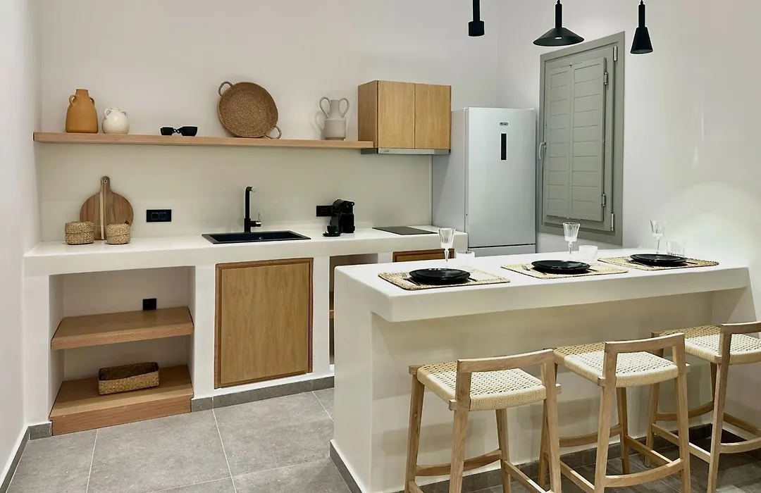 Anatelo House-1