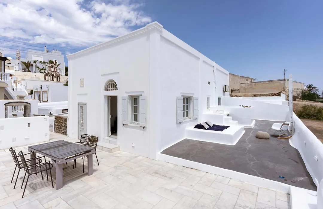 On An Island Suites & Apartments - Fira-1