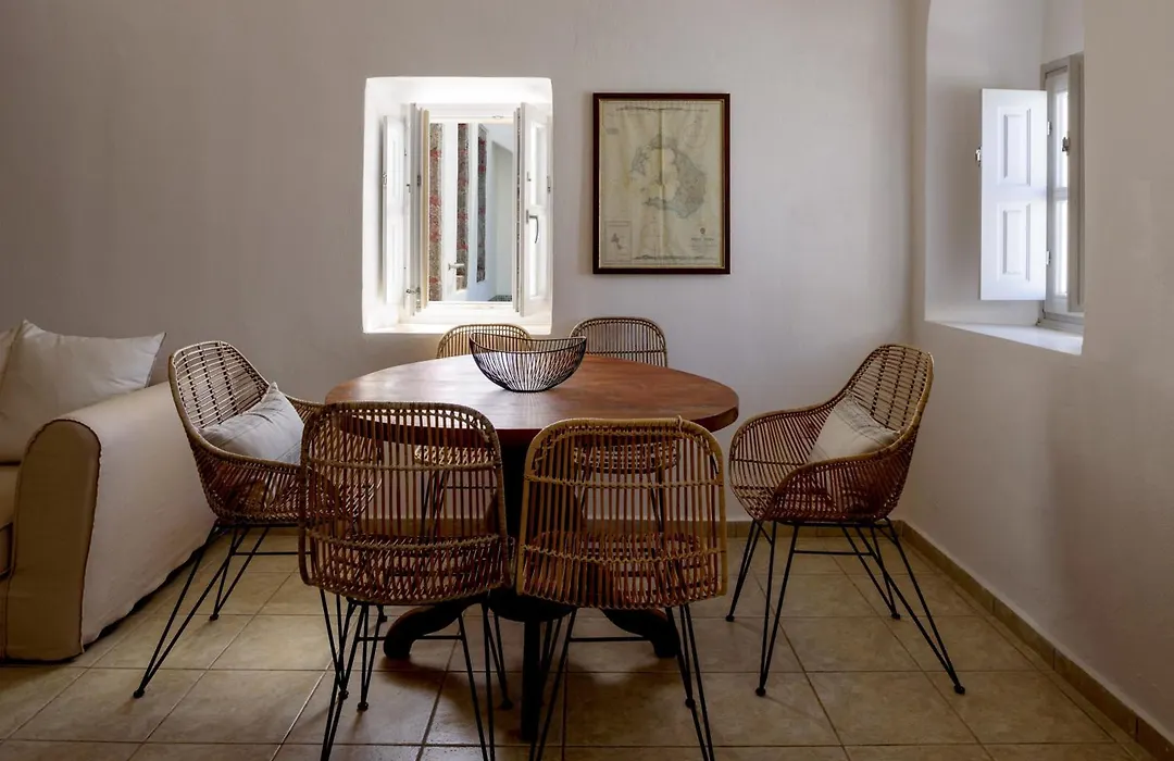 Revelis Villa & Canava-1