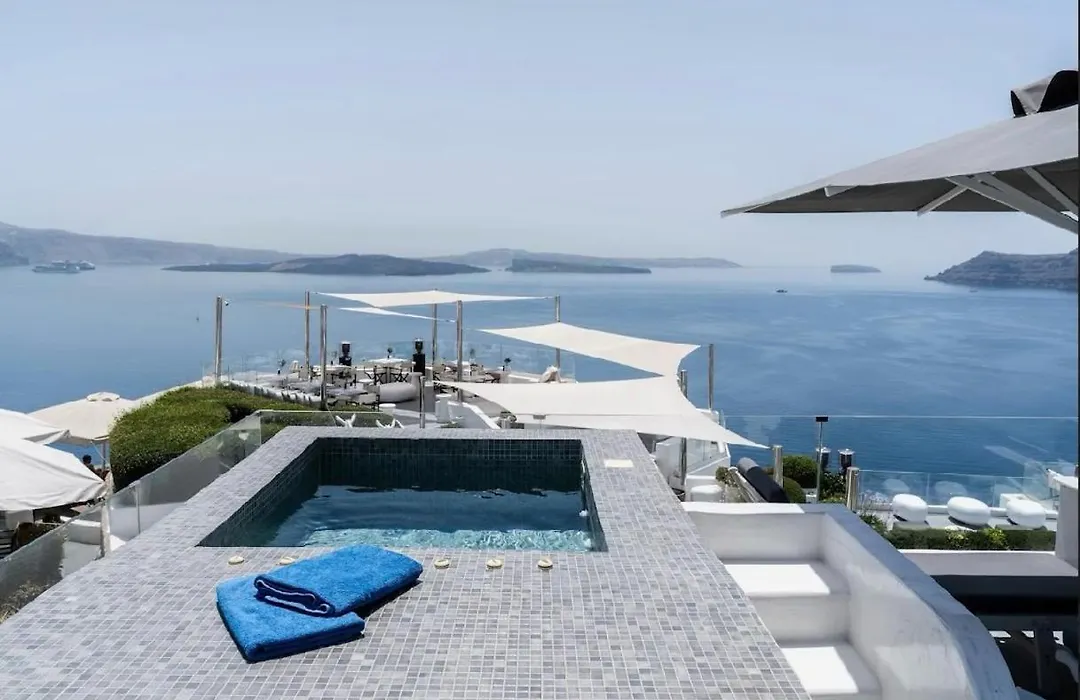 Enalion White Suites Oia-1