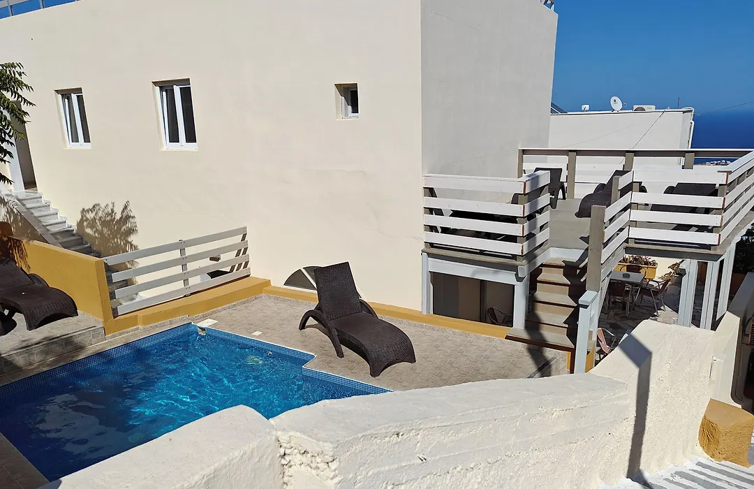 Anemomilos Villa-1