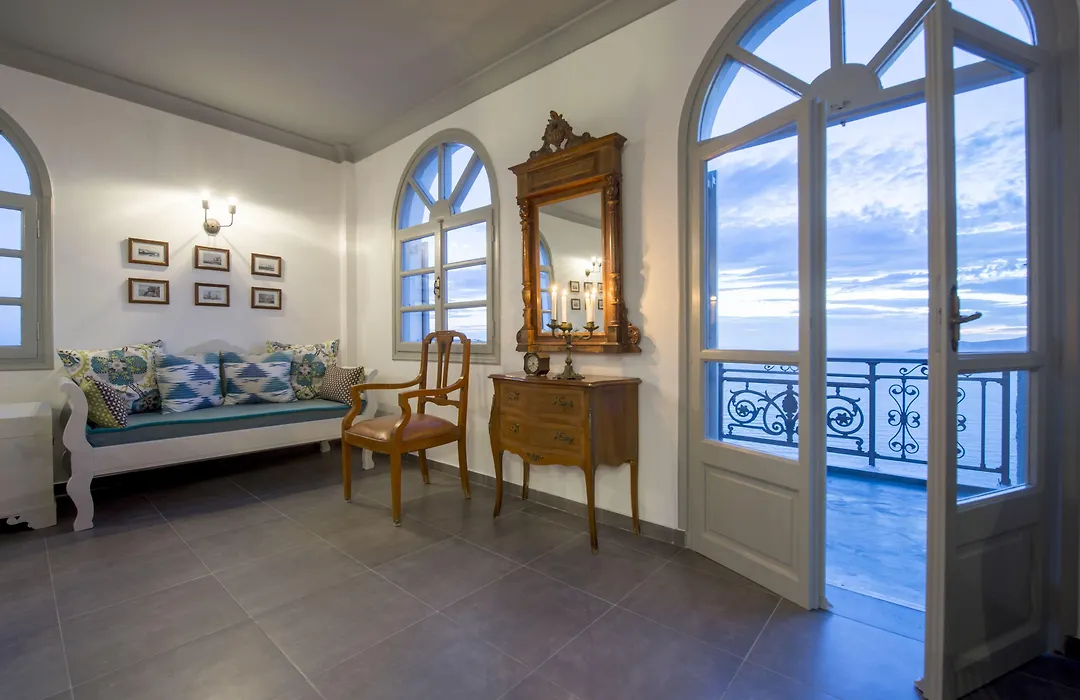 Caldera'S Dolphin Suites-1