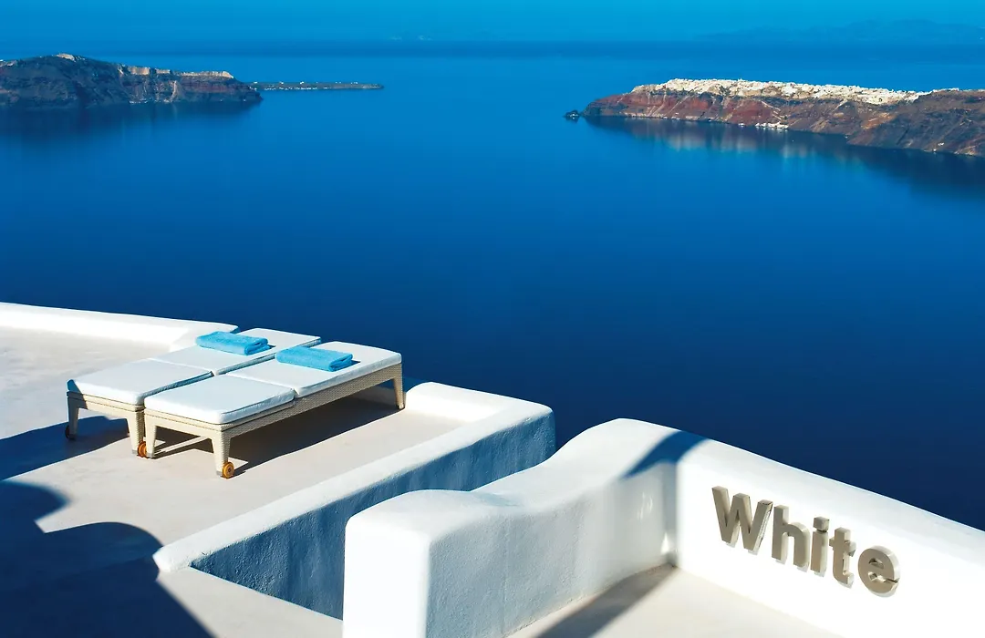 White Santorini-1