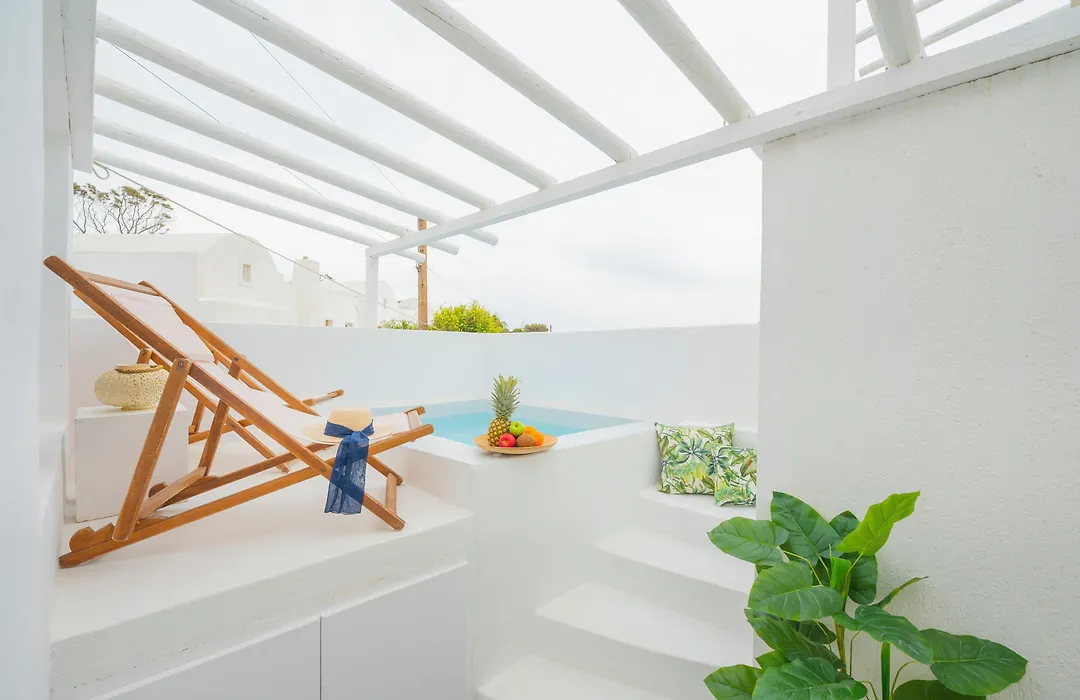 Loukas & Emma Eco Houses-1