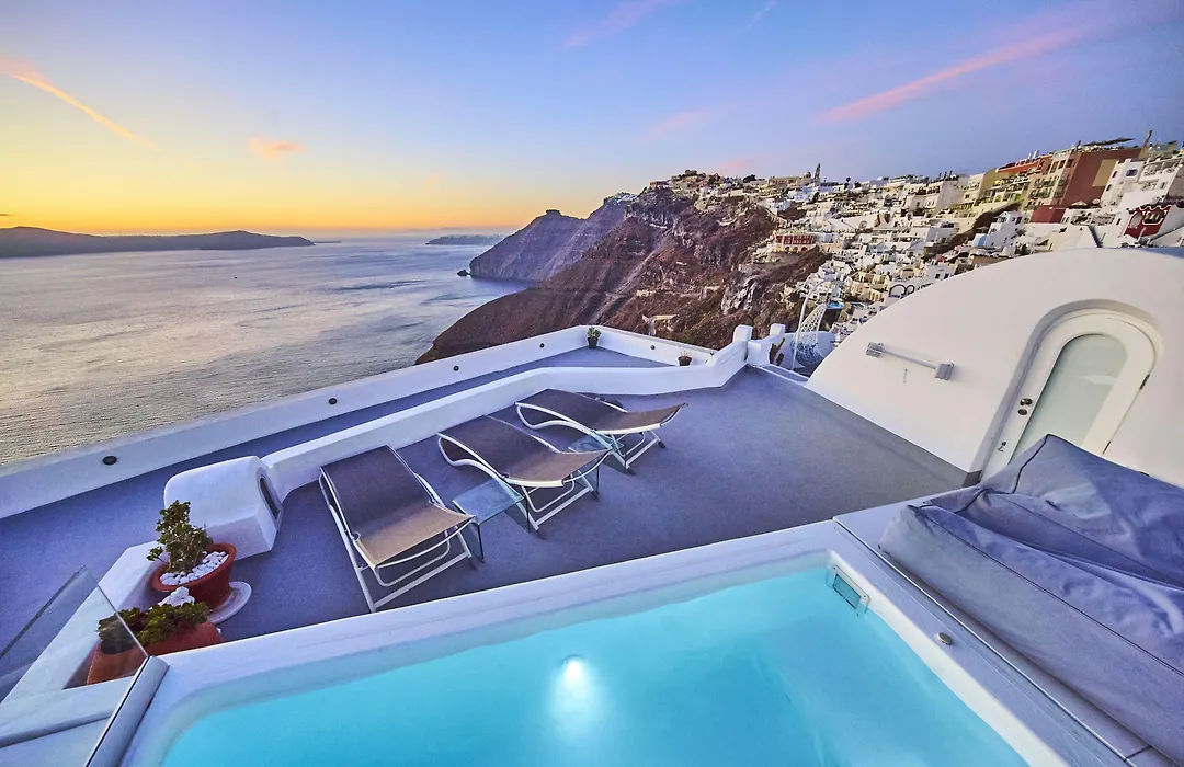 Trieris Villa & Suites-1