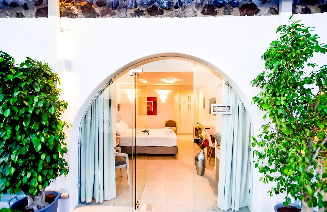 Kratiras View Luxury Suites-1
