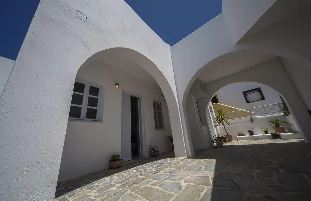 Ianthe Apartments & Villa-1
