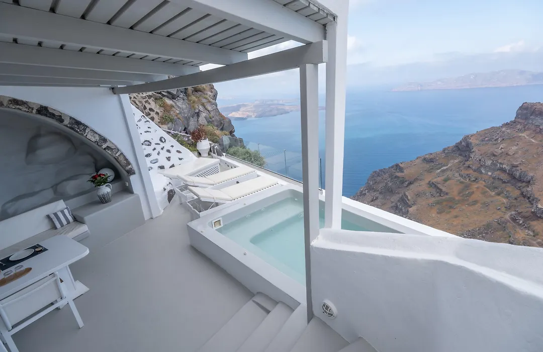 Anemos Cave Suites-1