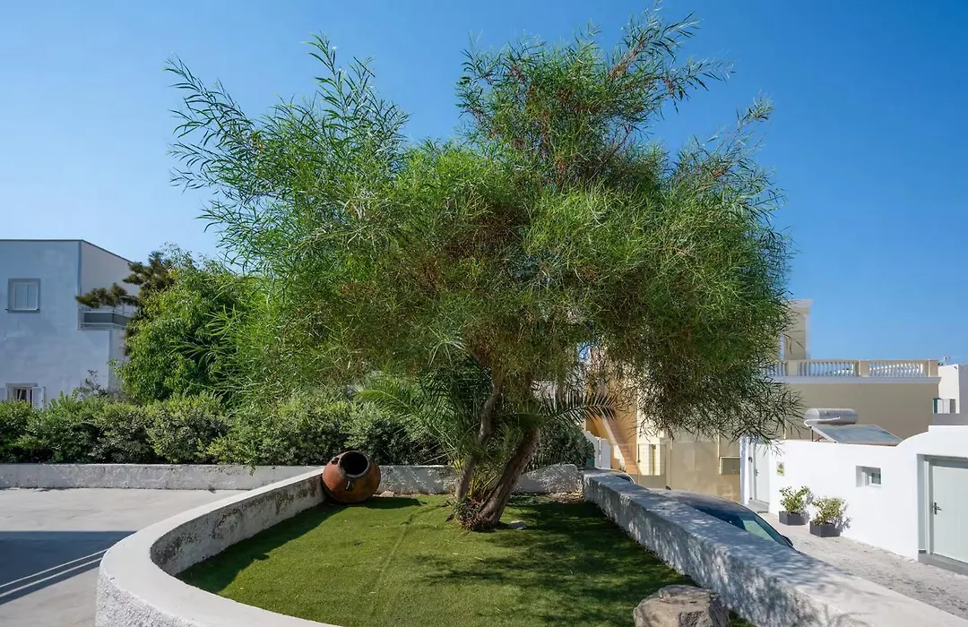 Thira Gold Suites-1