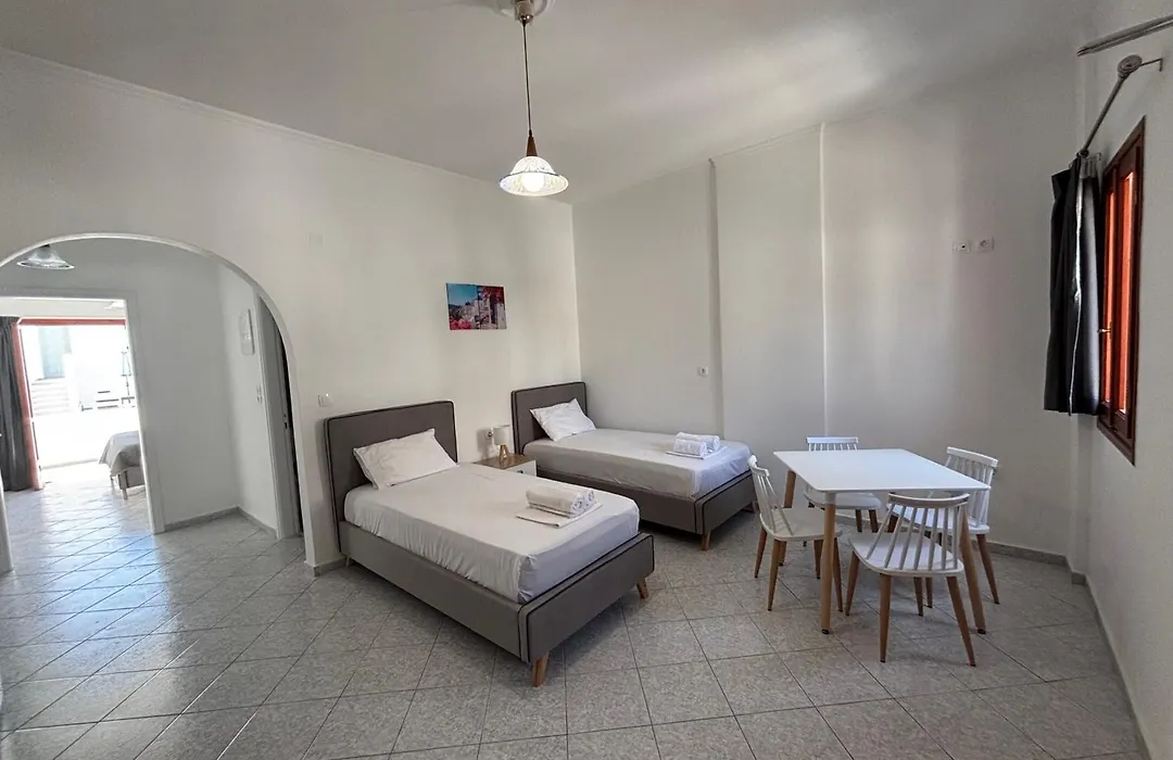 Tarelis Beach Apartments & Studios-1