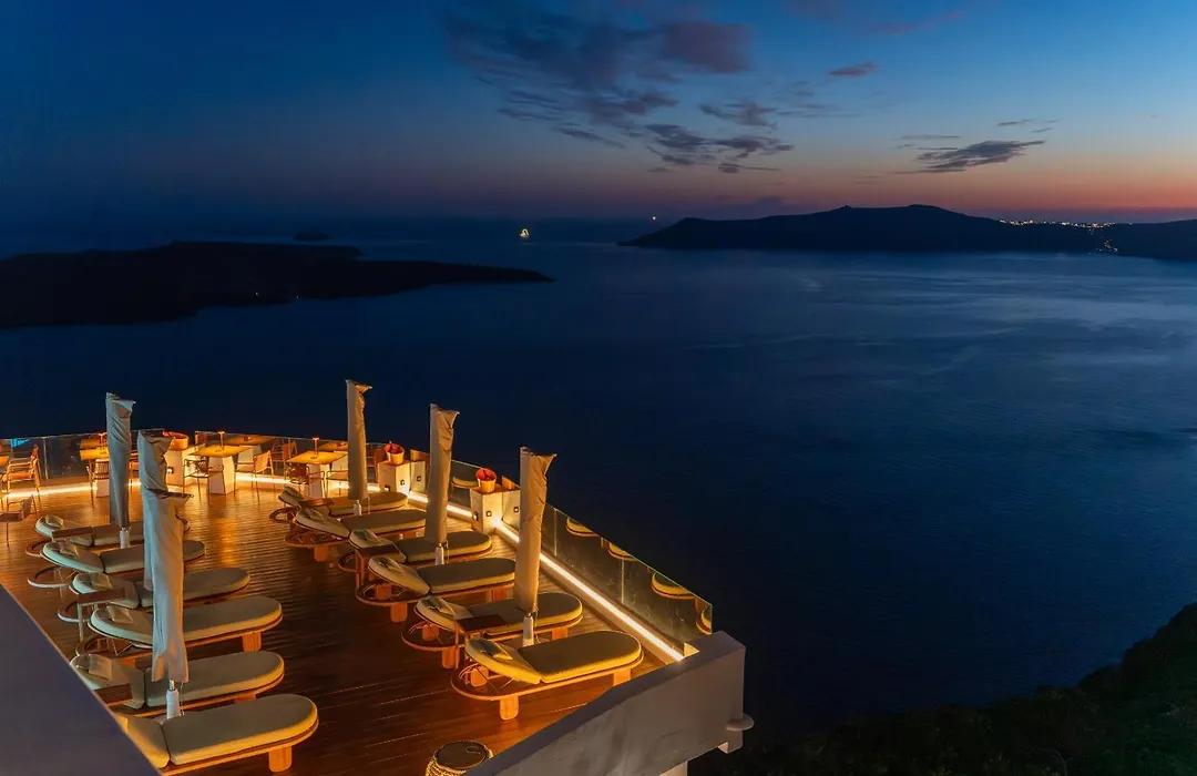 Sun Rocks Boutique Hotel - Caldera View Suites & Sunset Dining Experience-1