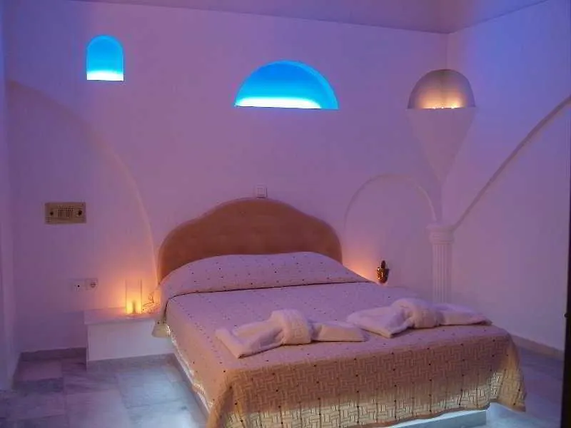 Santo Mangata Boutique Hotel&Spa-1