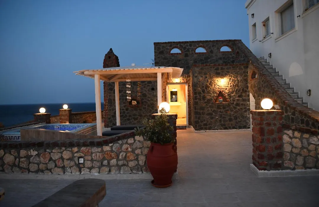 Starlight Luxury Seaside Villa & Suites-1
