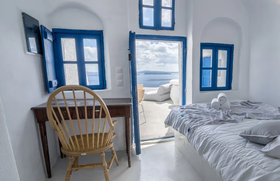 Canvas Suites-1