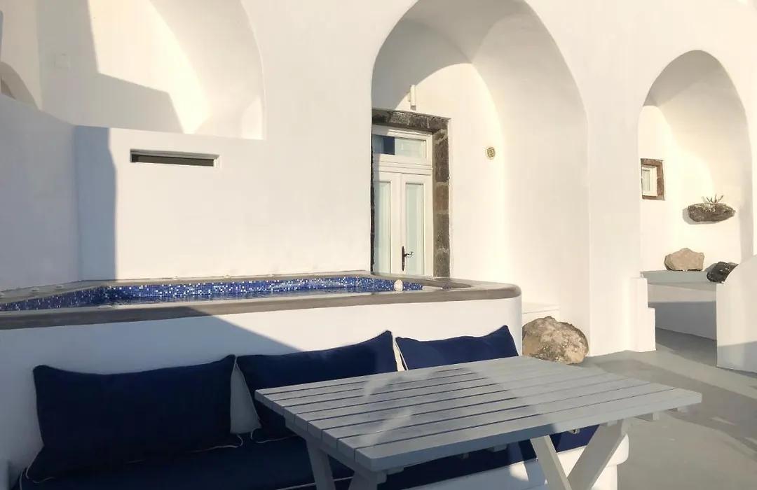 Altana Cliffside Villas-1