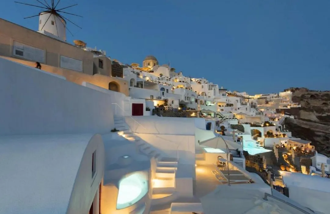 The Architect'S Cave House-1