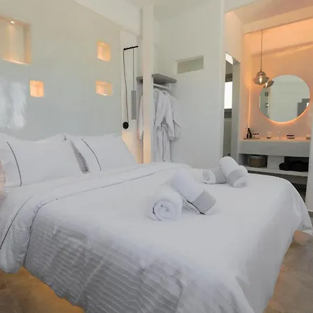 Eternity Suites Santorini-3