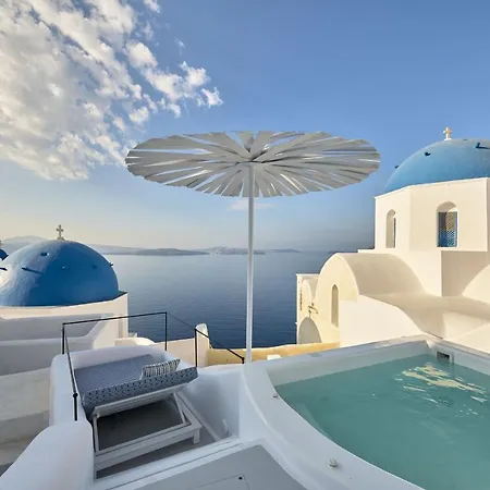 Cave Suite Oia-2