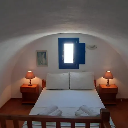 Villa Spyros Santorini-2