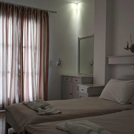 Black Sand Apartments-3