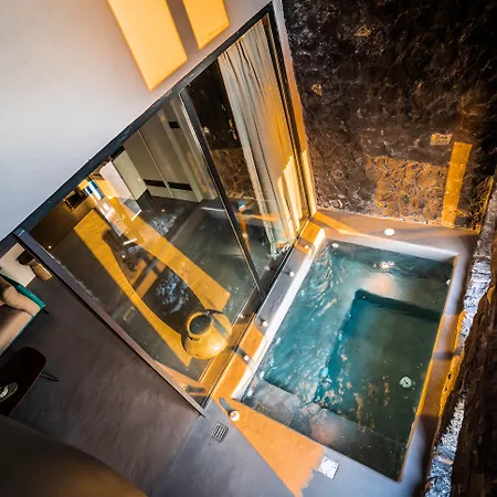 Kivotos Santorini - Preferred Hotels & Resorts-2