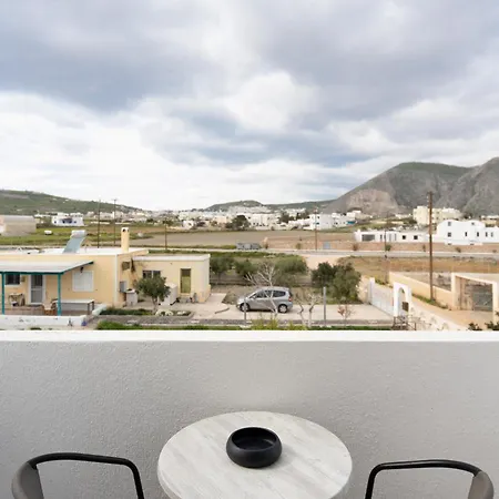 White Lily Suites & Lofts - Adults Only 16 Plus-2