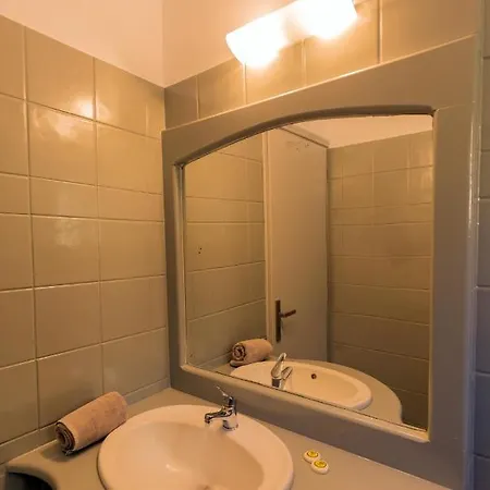 V Angelo Apartment-2